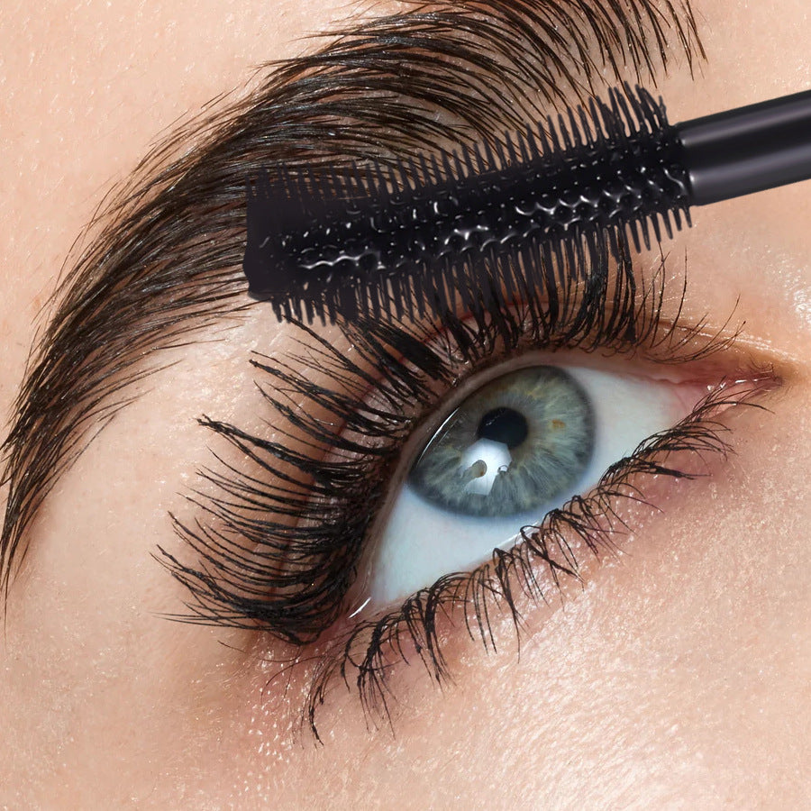 DISHALI Lash Sensational Sky High Mascara