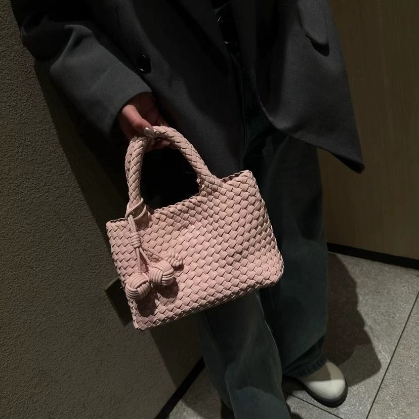 Woven Cabbage Basket Ladies Handbag