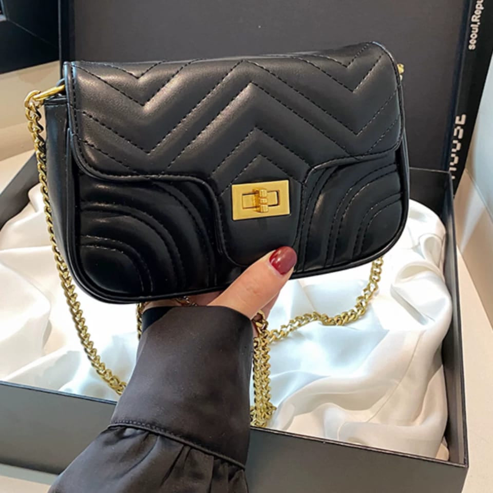 Woman's Leather Quilted Chain Crossbody Bag