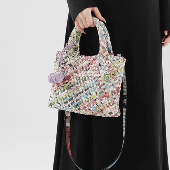 Multicolor Fringed Woven Raffia Shoulder Bag