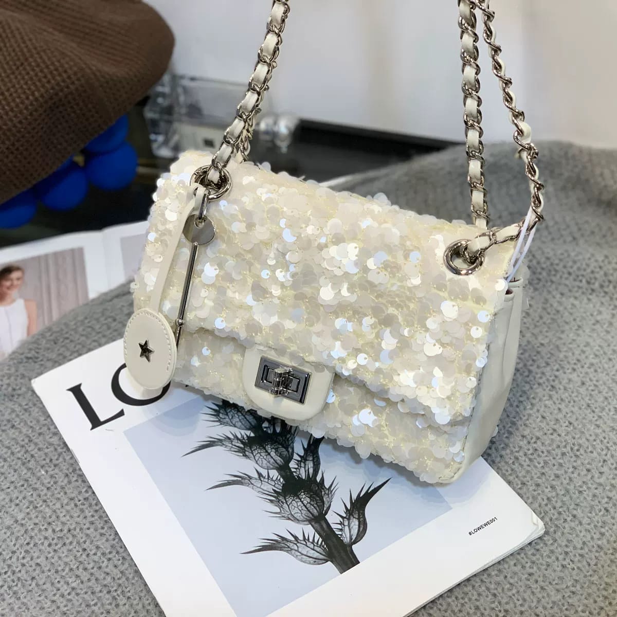 Party Square Meter Fat Lady Shiny Crossbody Bag
