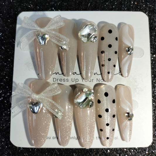 Z009 Press On Nails Long Almond Shape