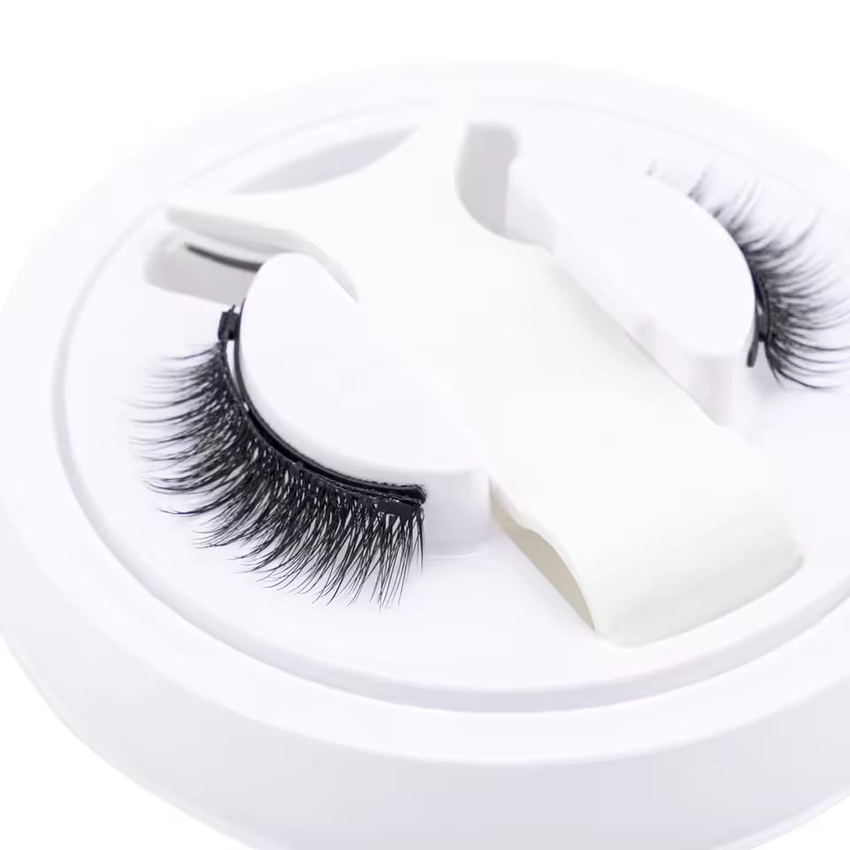 Magnetic Eyelashes & Applicator Set M-87